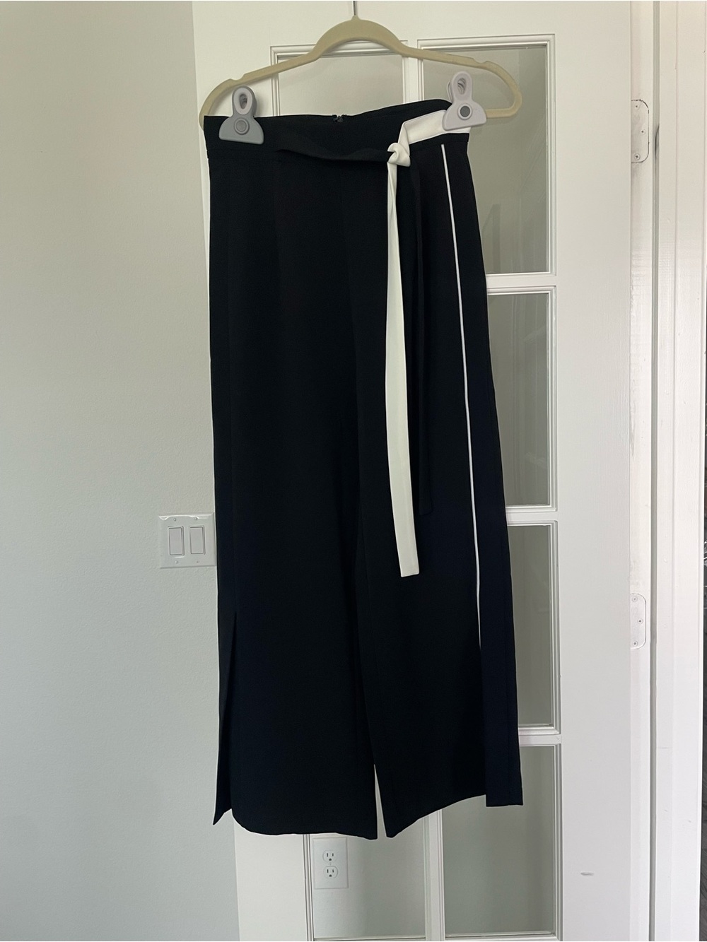Lea & Viola Black Pants with White Tie Accent